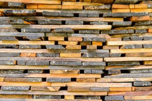 Co to jest drewno konstrukcyjne - co warto wiedzieć?