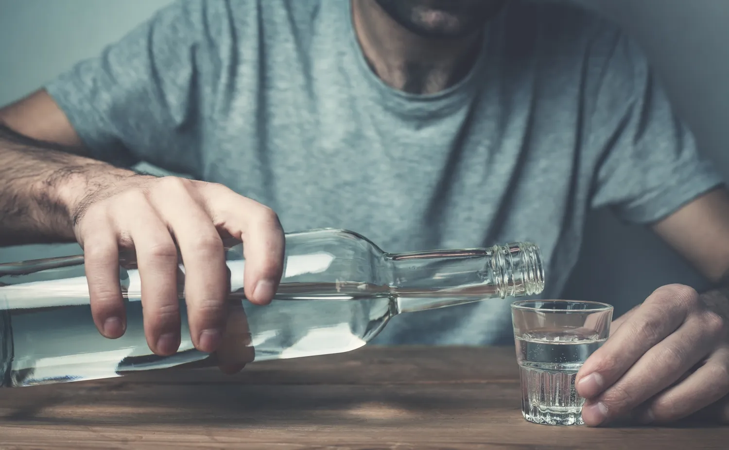 Jakie są przyczyny alkoholizmu?